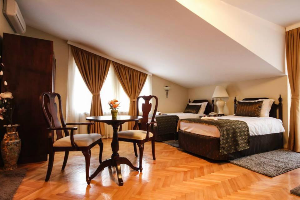 Hotel Villa Alexander Skopje Exterior foto