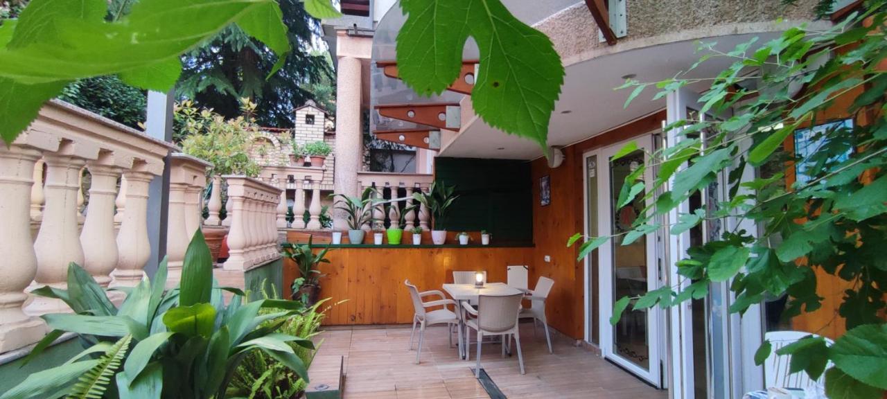 Hotel Villa Alexander Skopje Exterior foto